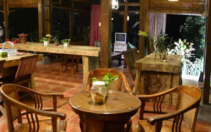 Пакем: The Riverside Jogja Hotel