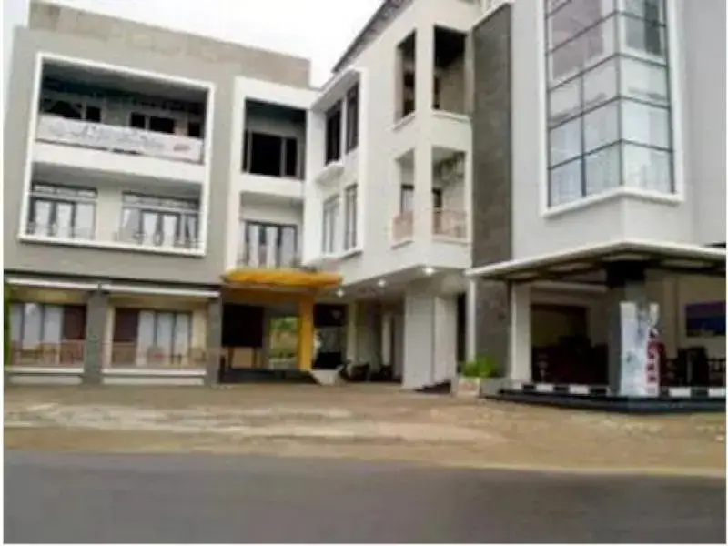 Пангандаран: Hotel Paluvi