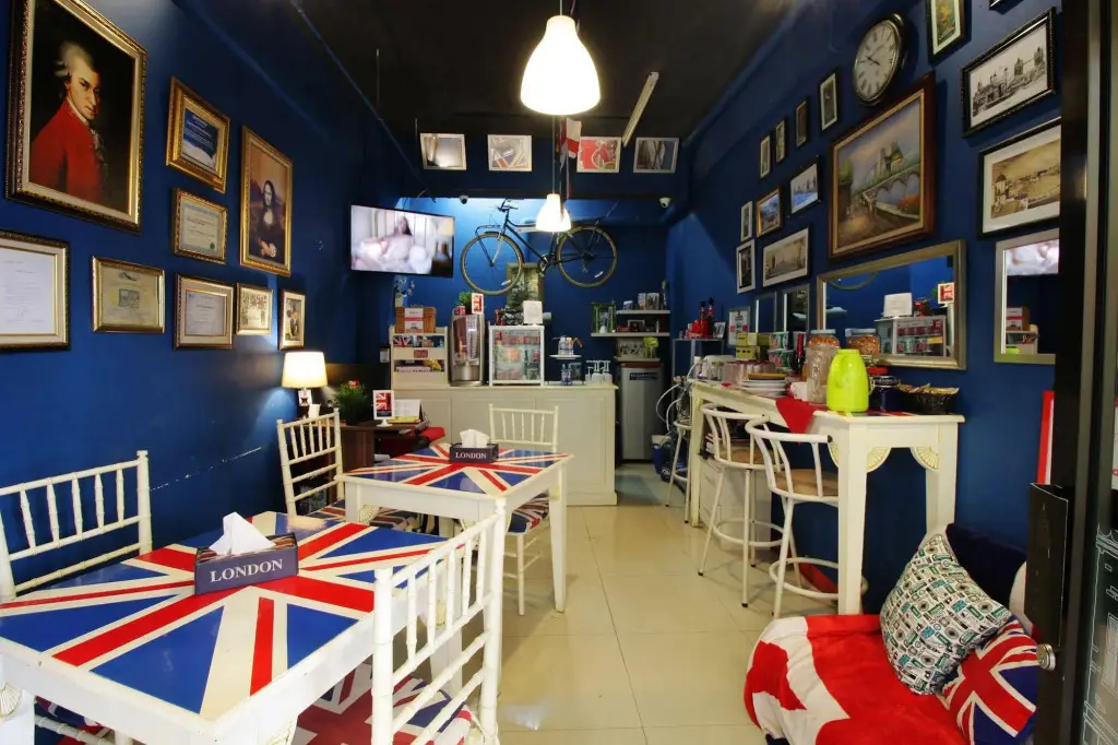 Джакарта: The London Living Apartment at Kebagusan City