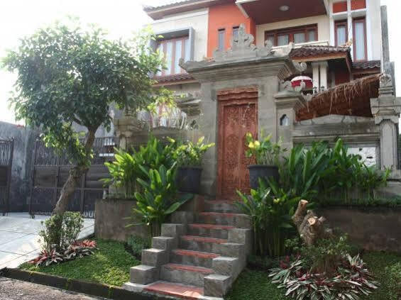 Паромпонг: De Lovender Family Villa