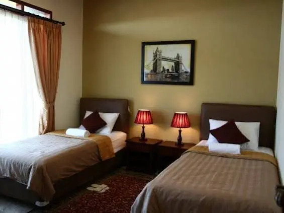 Паромпонг: De Lovender Family Villa