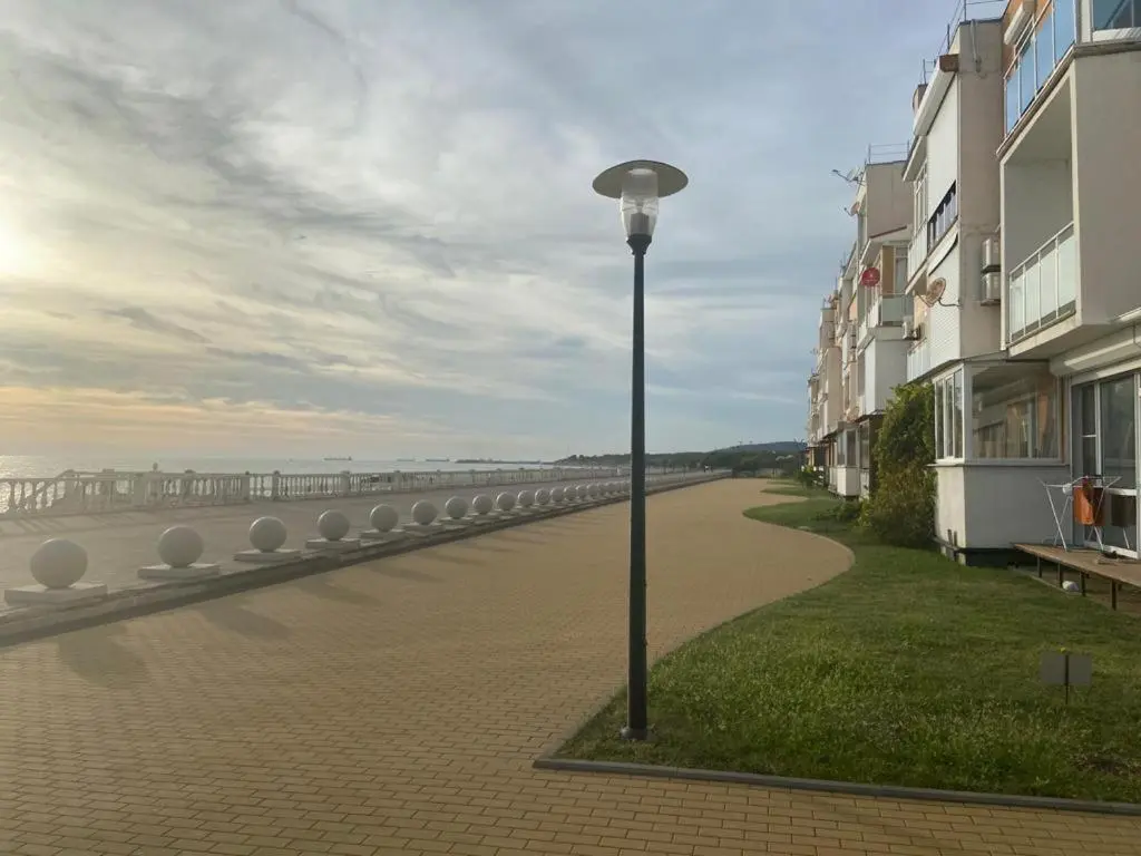 Архипо-Осиповка: Квартира на берегу моря