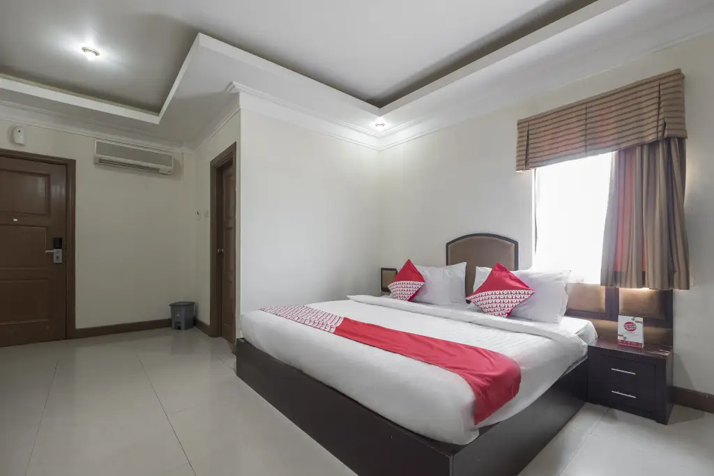 Макассар: OYO 1114 Hotel Denpasar Makassar