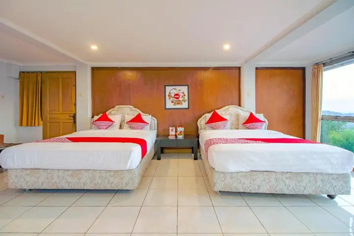 Батуретно: OYO 1159 Bukit Indah Hotel and Restaurant