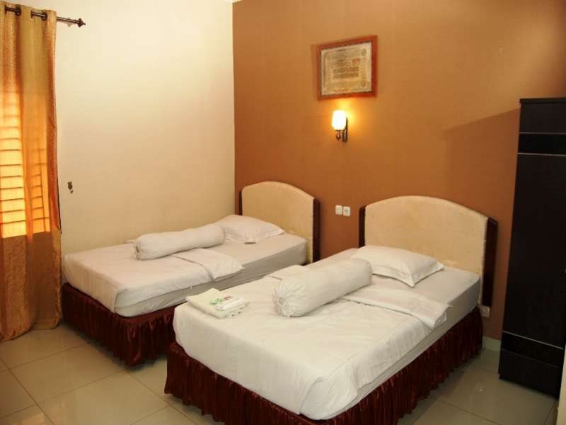 Медан: Hotel Syariah Aceh House Wahid Hasyim