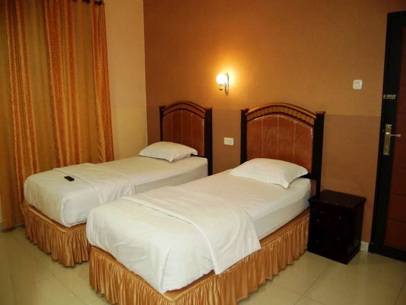 Медан: Hotel Syariah Aceh House Wahid Hasyim