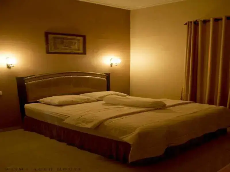 Медан: Hotel Syariah Aceh House Wahid Hasyim
