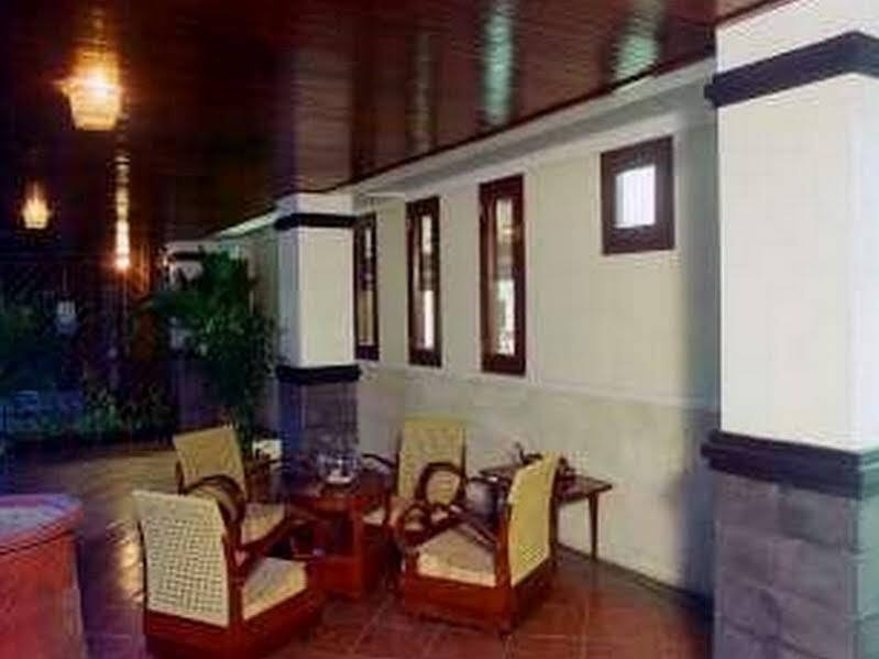 Джакарта: [Deact] Wahid Hasyim Guest House
