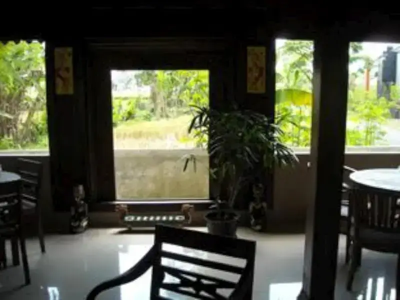 Ngaglik: Rumah Teras Yogyakarta