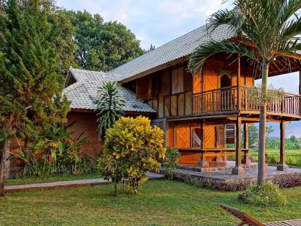 Умеаньяр: Shanti Loka Hotel