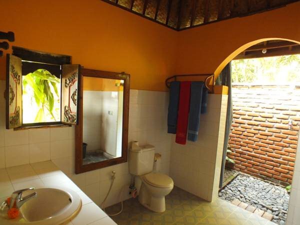Умеаньяр: Shanti Loka Hotel