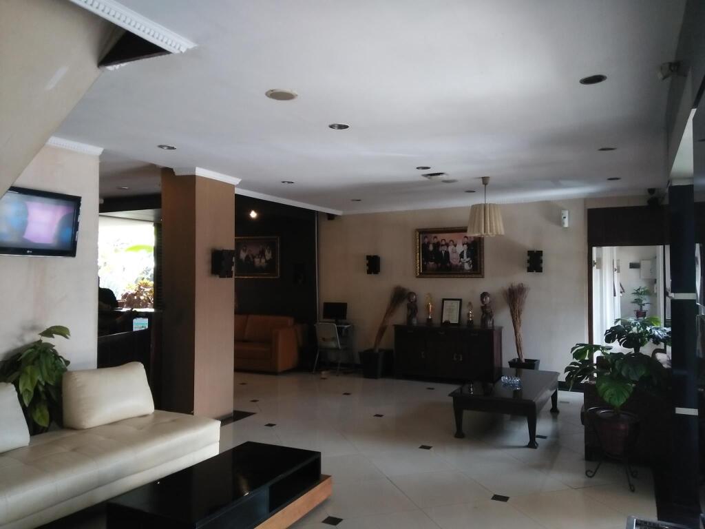 Сумеданг: Jatinangor Hotel & Restaurant