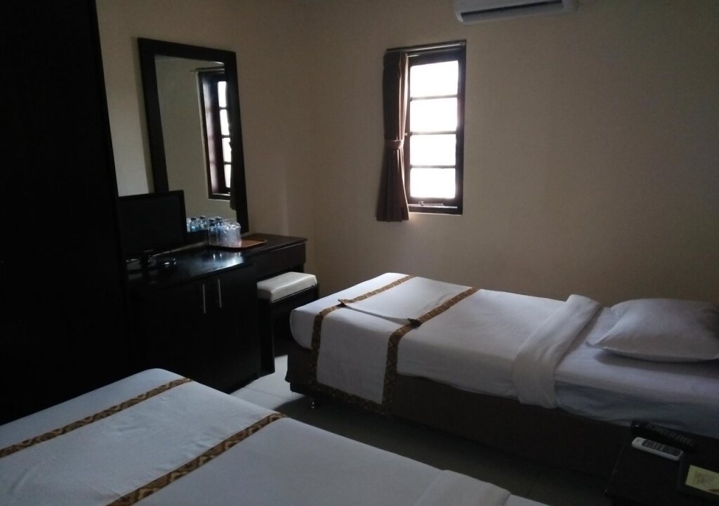 Сумеданг: Jatinangor Hotel & Restaurant