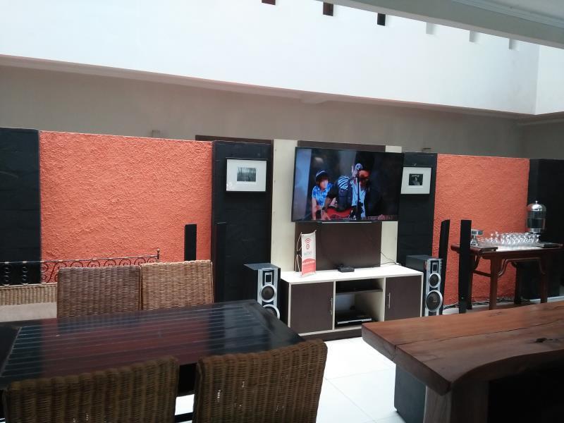 Сумеданг: Jatinangor Hotel & Restaurant
