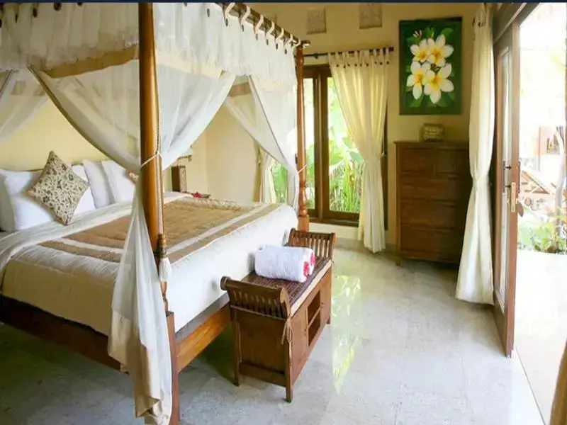 Бунутан: Paradiso Villa