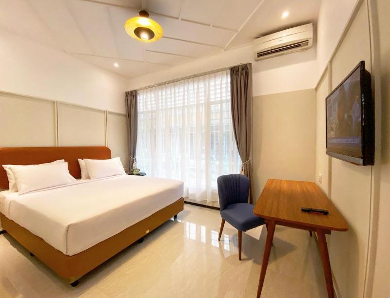 Пурвокерто: Aron Hotel