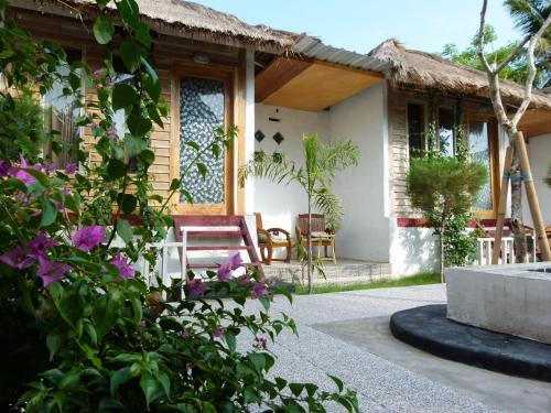 Гили Траванган: Duarsa Bungalows