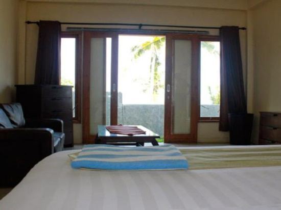 Пекутатан: Kirra's Beach House
