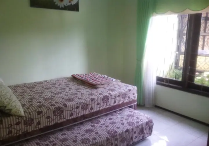 Бату: Villa Keluarga "Pondok Daun"