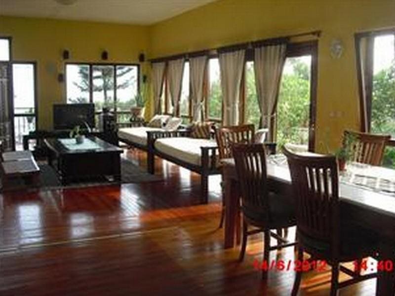 Паромпонг: Fortuno Bed & Breakfast Lembang