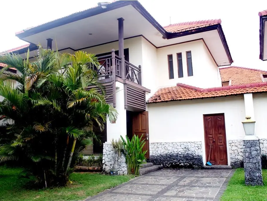 Аньер: Roby’s Villa MGA Mambruk