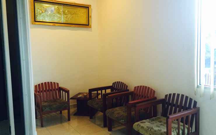 Биак: Basana Inn
