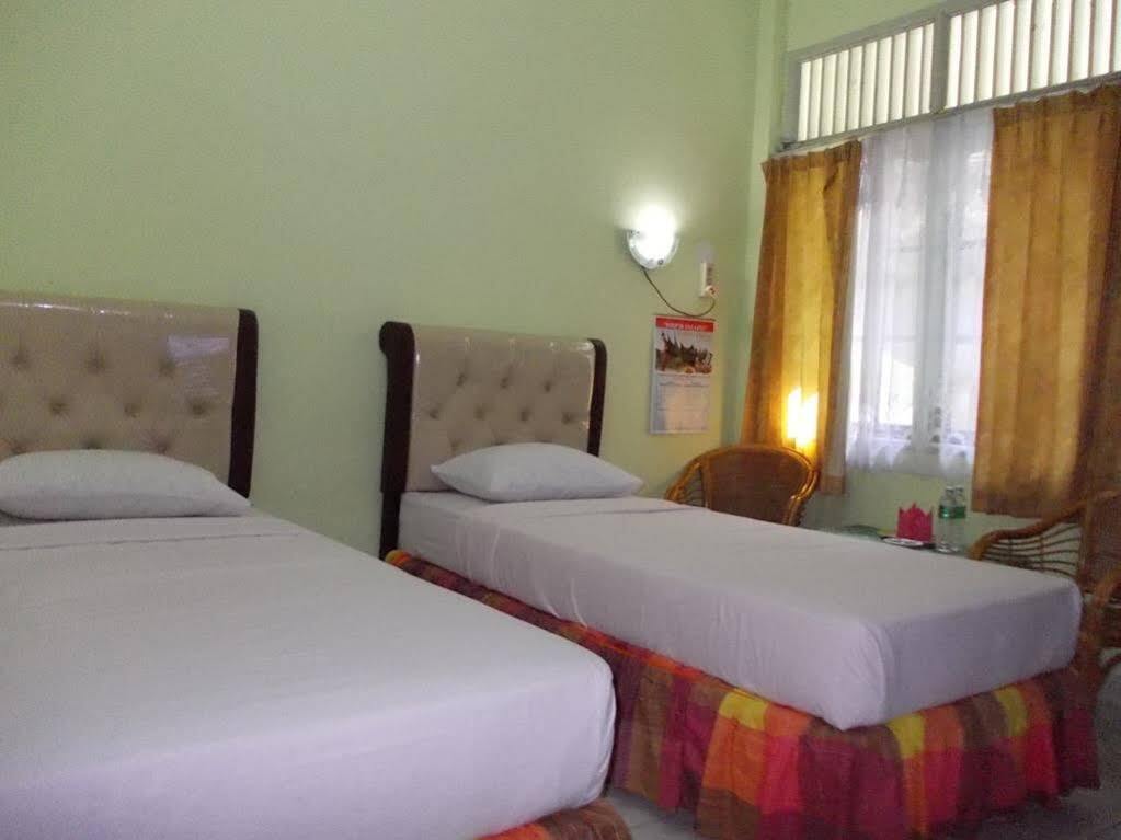 Паданг: Hotel Bintang