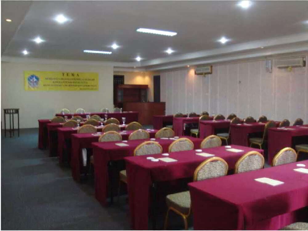 Остров Пеньенгат: Hermes Agro Resort & Convention