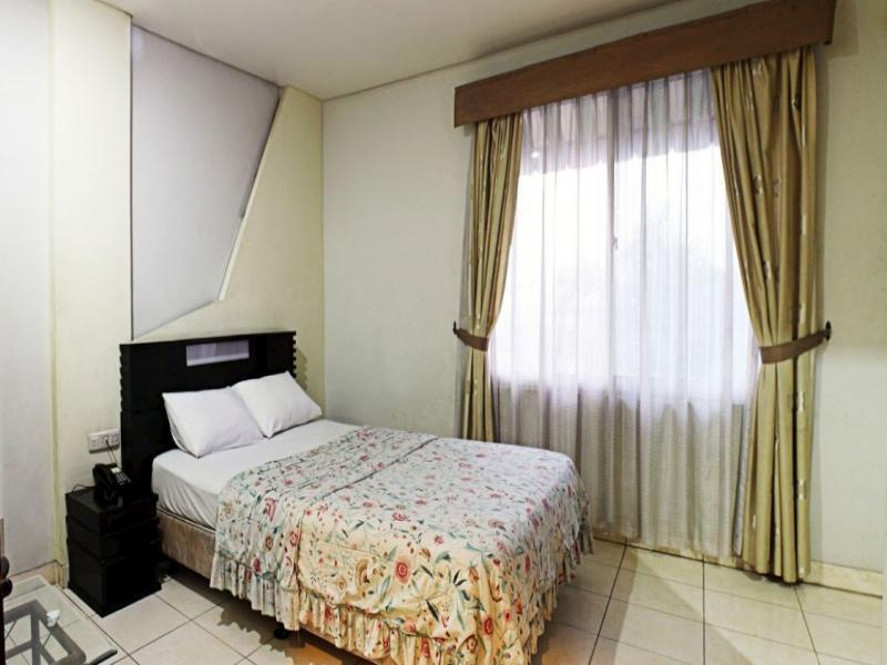 Бекаси: Hotel Pesona Permai