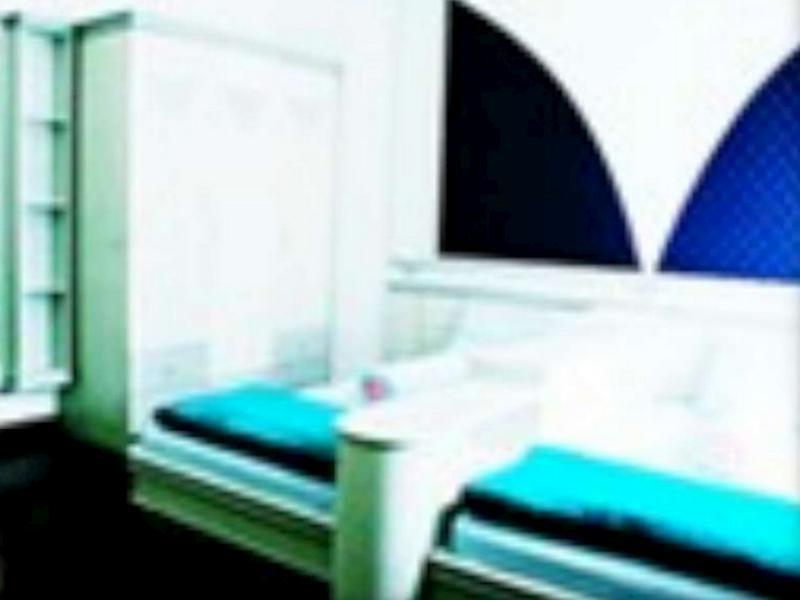 Бандунг: "rumah Pinus" Guesthouse & Cafe