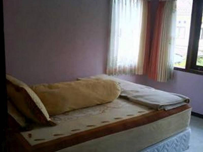 Бату: Villa Edelweiss 14 Malang