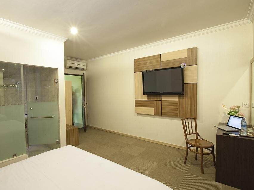 Джакарта: Hin's Hotel