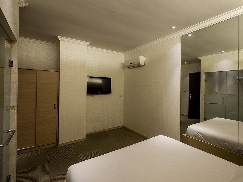 Джакарта: Hin's Hotel
