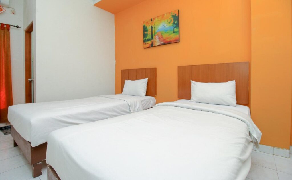 Депок: Nirvana Inn