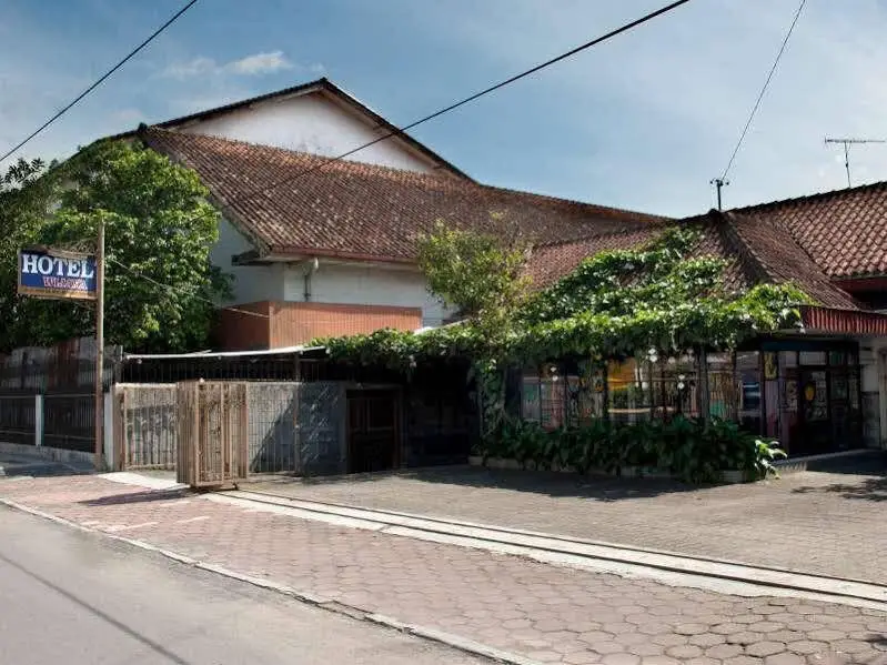 Магеланг: Hotel Wijaya Magelang