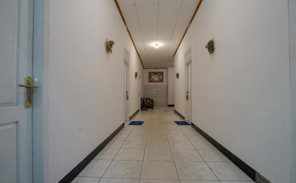 Сунгайлиате: OYO 1216 Hotel Sejati