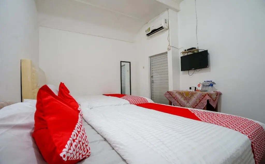 Сунгайлиате: OYO 1216 Hotel Sejati
