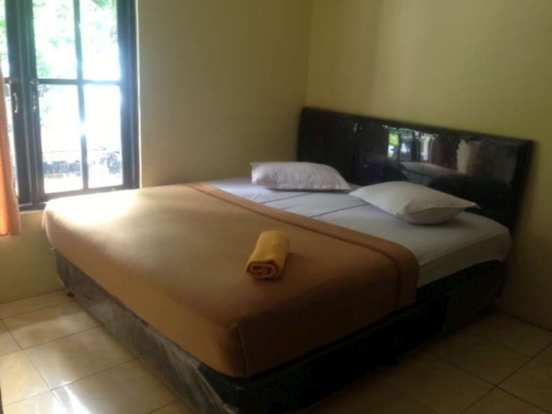 Рановангко: Tepi Pantai Motel