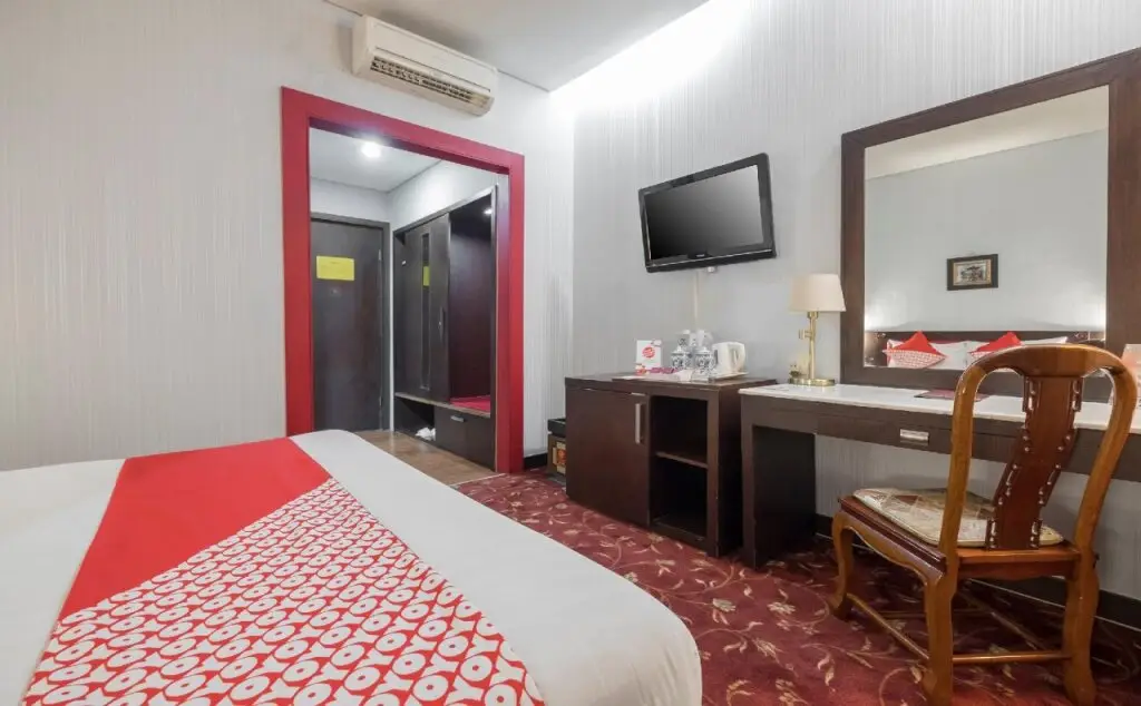 Макассар: OYO 821 Hotel Dinasti