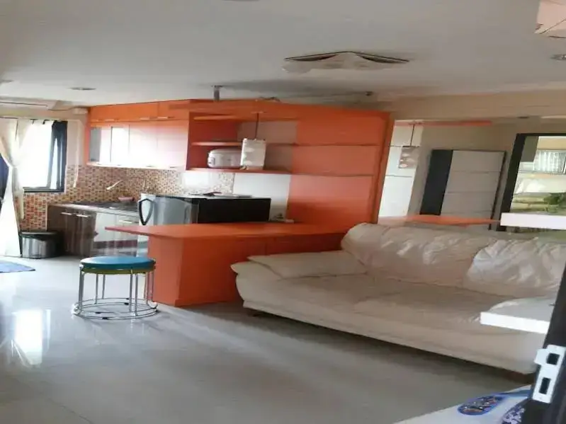 Джакарта: Mamamia Kebagusan City Apartment