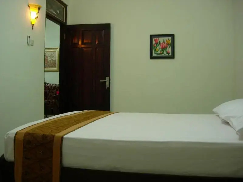 Депок: Rumah Agung