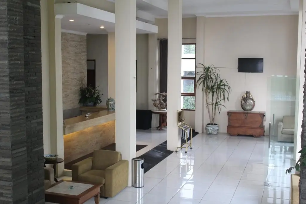 Бату: DeView Hotel Batu