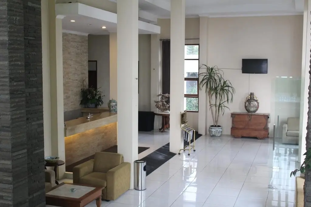 Бату: DeView Hotel Batu