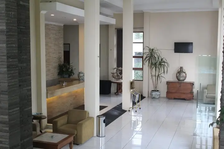 Бату: DeView Hotel Batu
