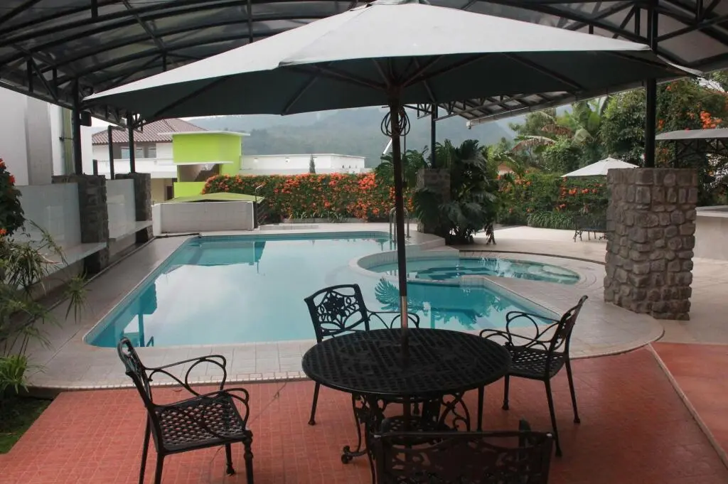 Бату: DeView Hotel Batu