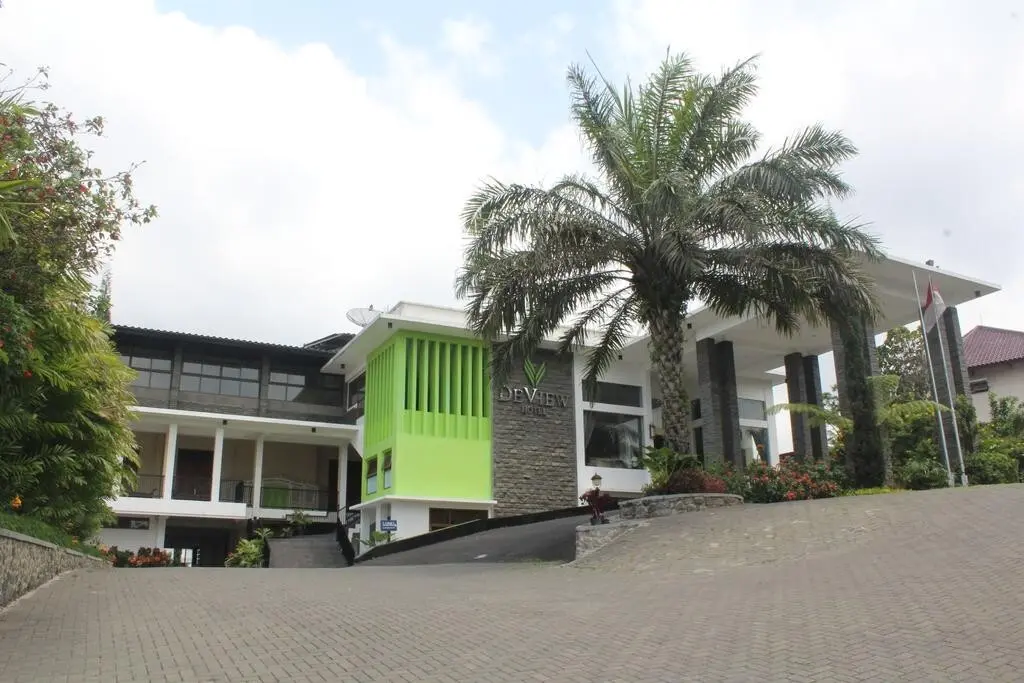 Бату: DeView Hotel Batu