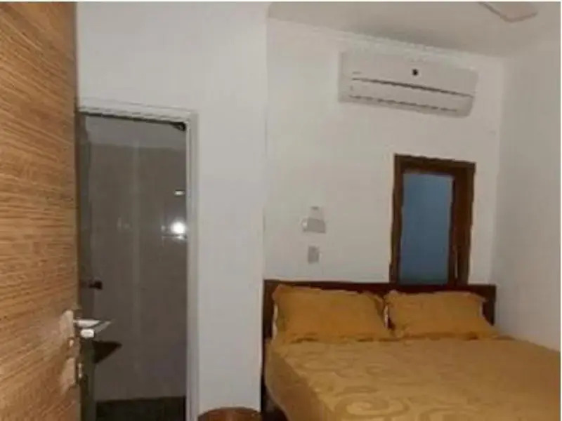Купанг: Lavalon Seaview Hostel & Bar
