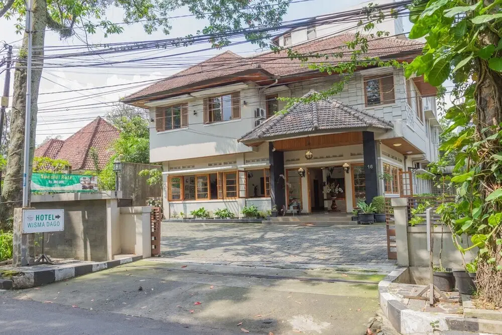 Бандунг: Hotel Wisma Dago by RedDoorz