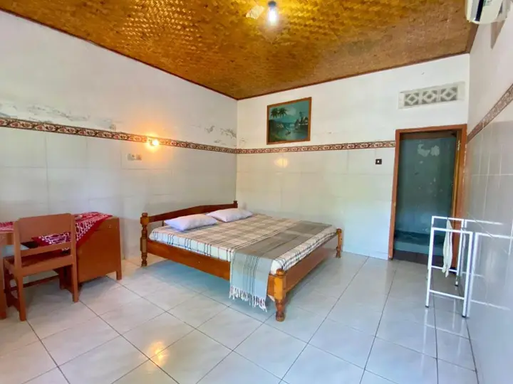 Каликбукбук: 因陀罗普拉酒店(Indra Pura Hotel)