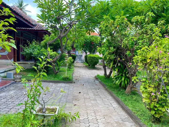 Каликбукбук: 因陀罗普拉酒店(Indra Pura Hotel)